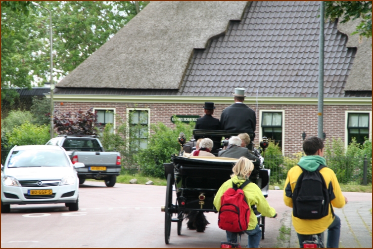935 Willy & Gerard 084 Met de Koets